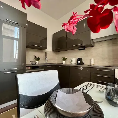 Johngold Red Debrecen