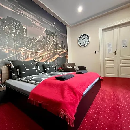 Johngold Red Debrecen